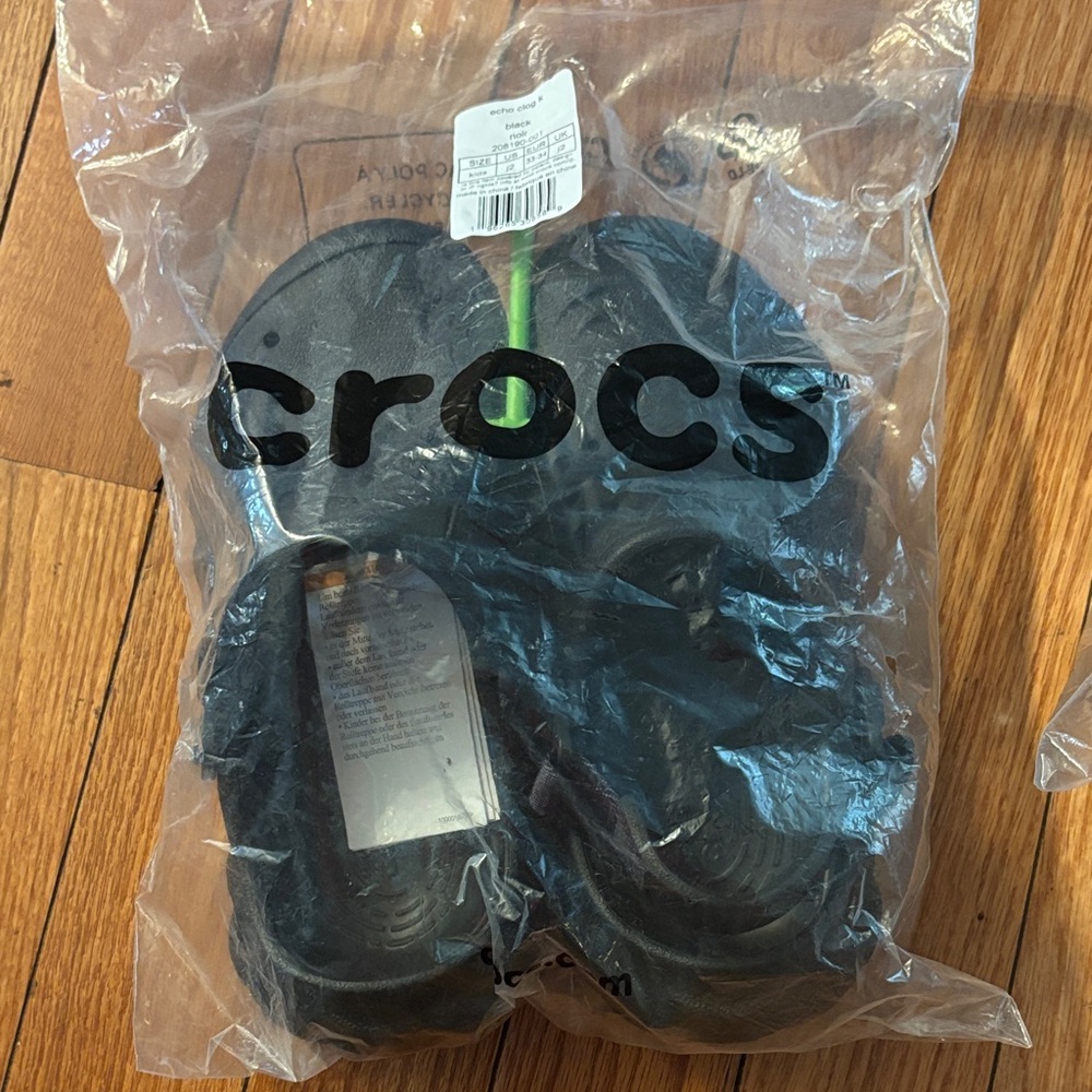 CROCS Echo in Black